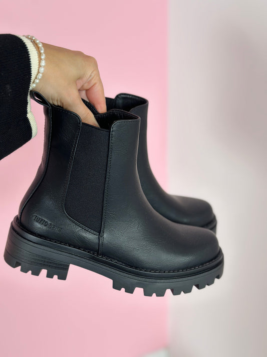Julia - Botas Benne Negra