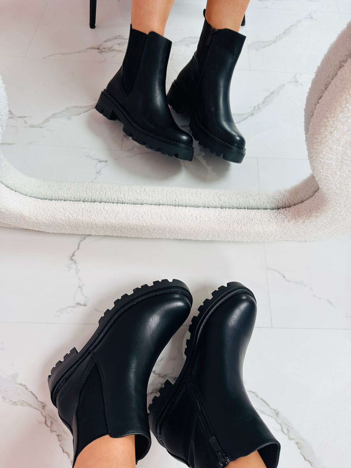 Julia - Botas Benne Negra