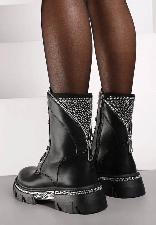 52100 -  Botas negras