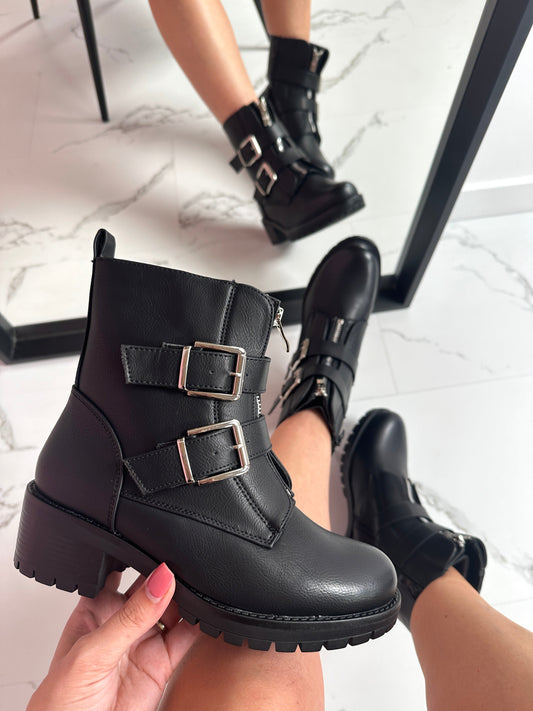 Gesp - Botas Negras