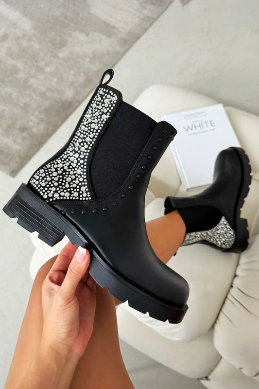 Yara - Botas plateadas