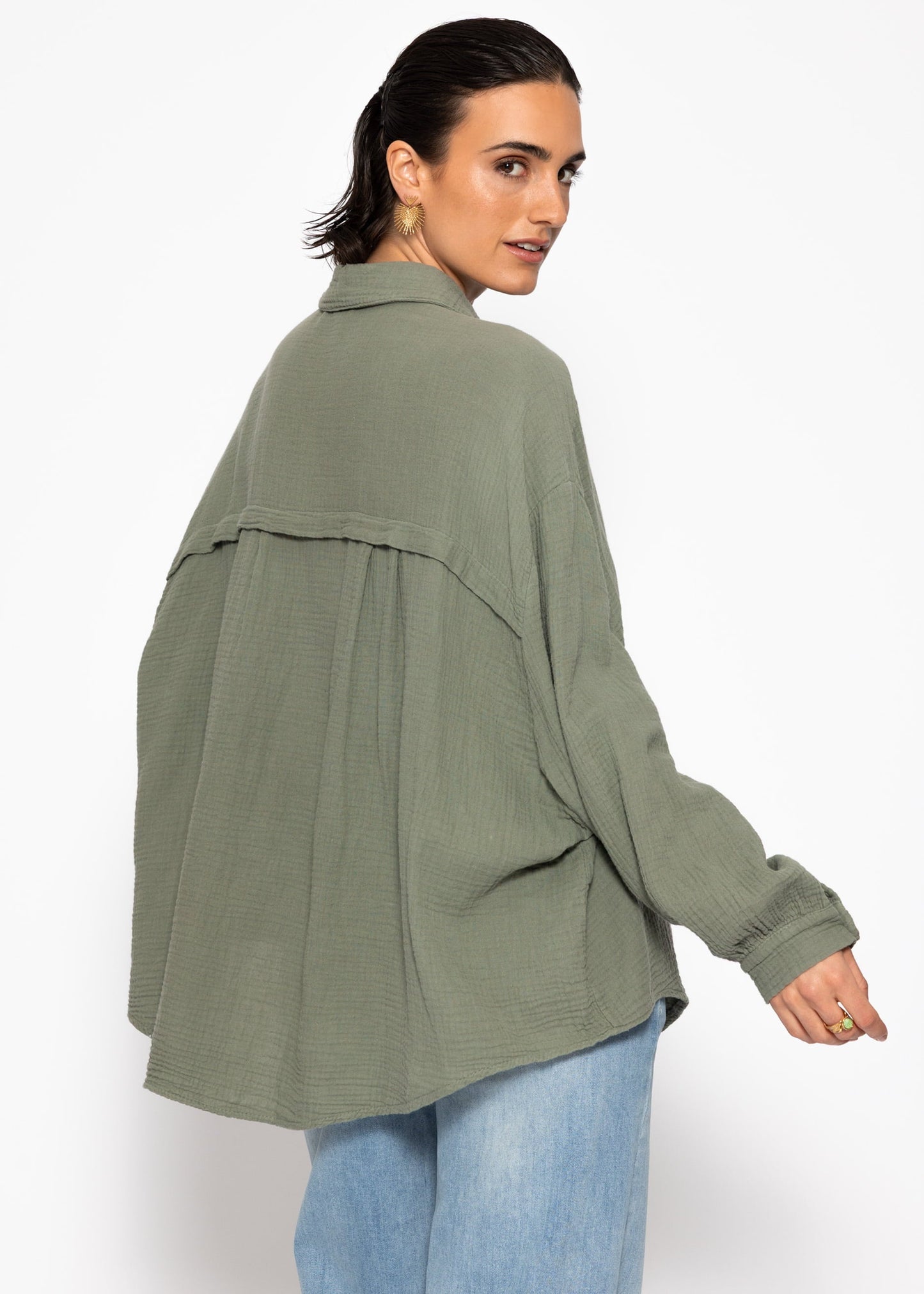 Blusa oversize, corta - caqui