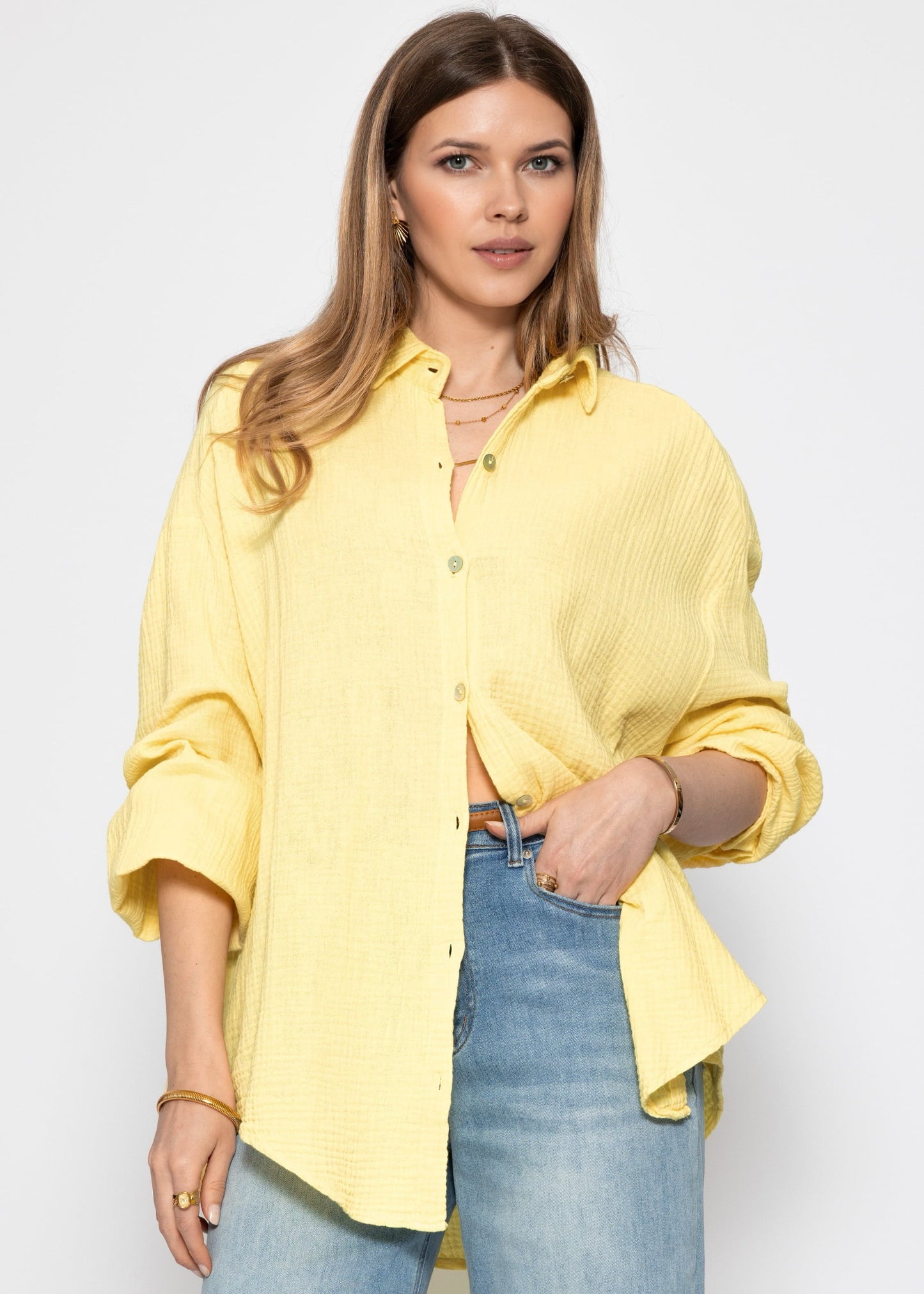 Blusa oversize, corta - amarilla